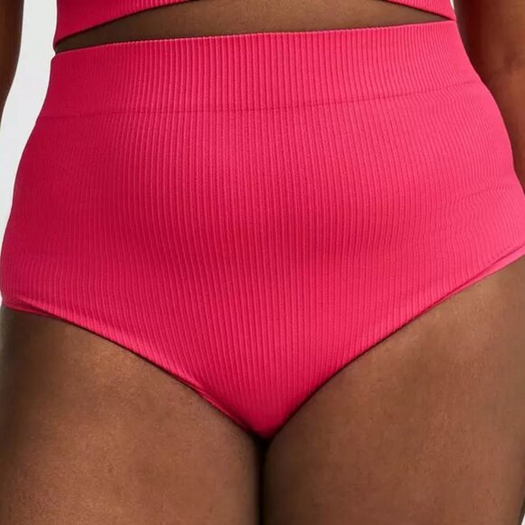 Torrid Panties 4X - Pink Brief High Rise Seamless Ribbed Panty Full Coverage New - Picture 1 of 3